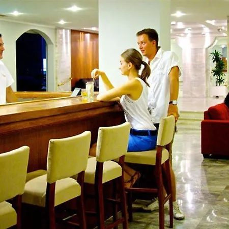 Solimar Dias Semesteranläggning (resort)
