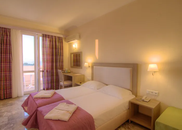 Solimar Dias 3* Rétino